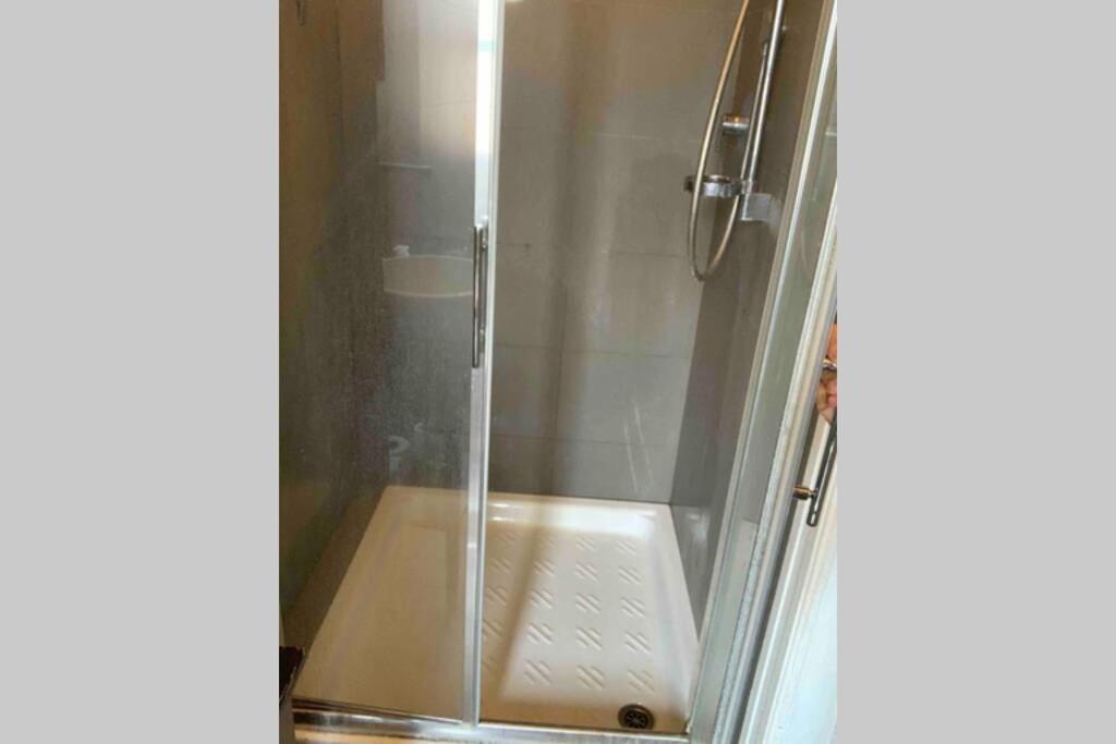 מילאנו Appartamento Splendido Con Tutti Servizi In Zona Navigli מראה חיצוני תמונה