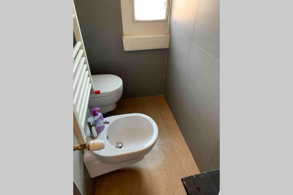 מילאנו Appartamento Splendido Con Tutti Servizi In Zona Navigli מראה חיצוני תמונה